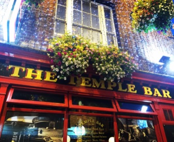 The Temple Bar (sadly not a stop on the pub crawl)